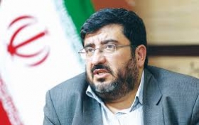 مقامات دولتی قانون تحریم‌های ایران را توجیه نکنند