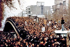 جامعه‌شناسی نهادهای انقلابی در ایران