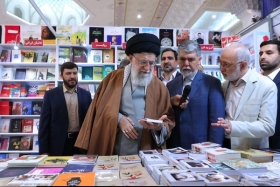 بازدید رهبر انقلاب از سی و‌‌ دومین نمایشگاه بین‌المللی کتاب تهران